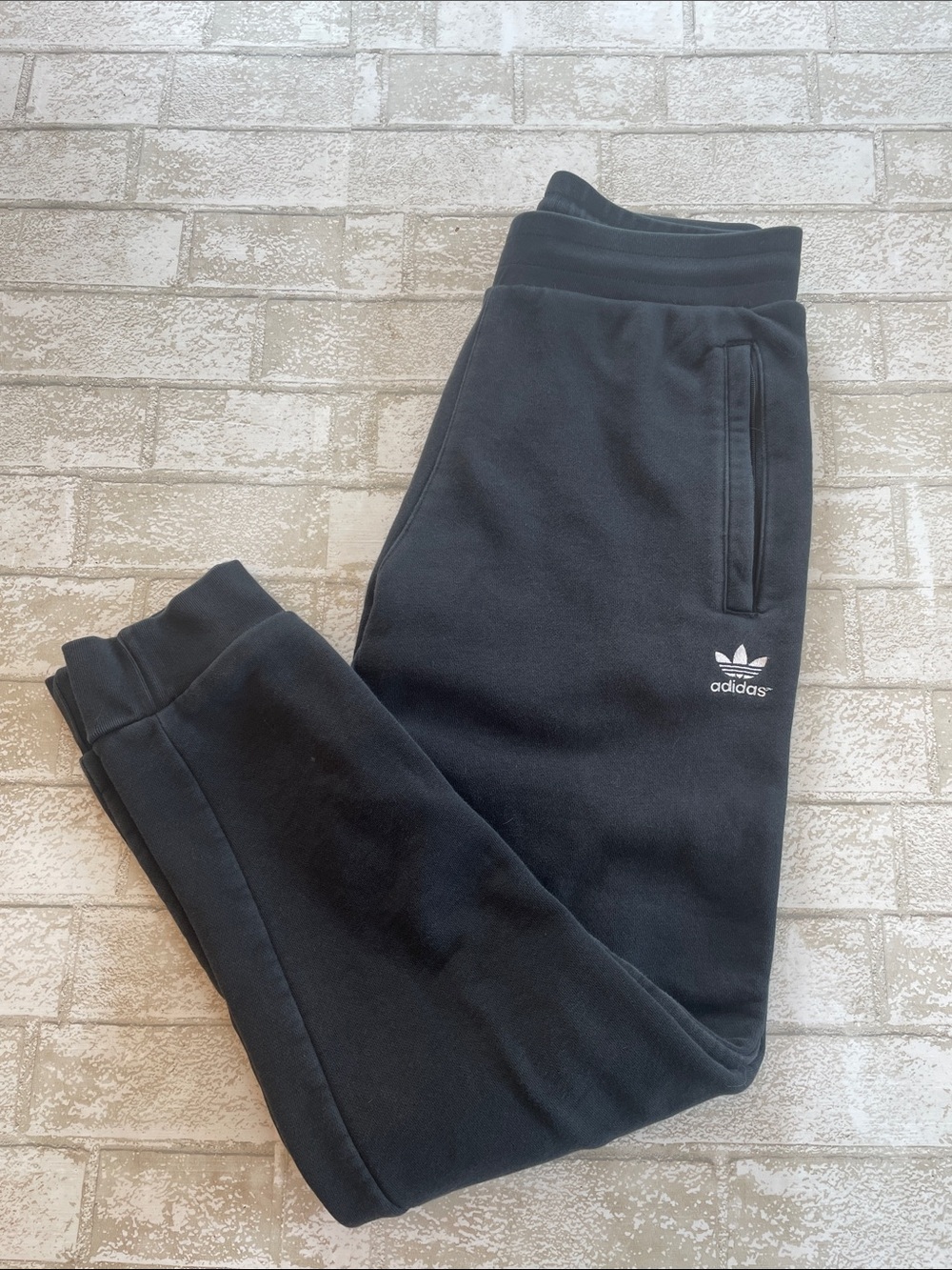 Adidas black sweat pant jogger medium